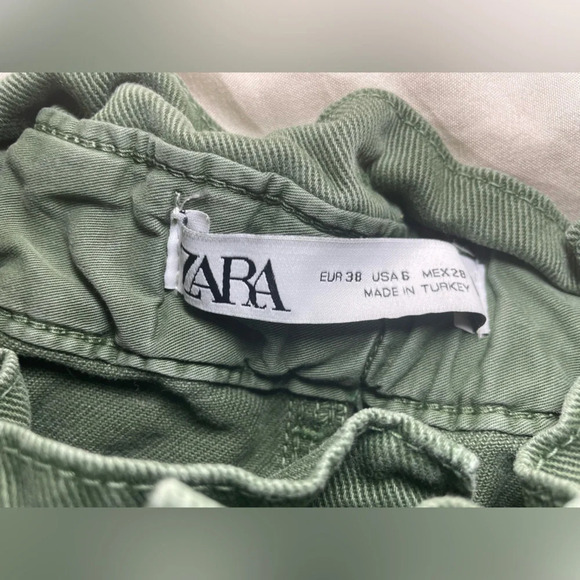 Zara Women’s Paperbag Baggy Carrot Angle Rigid Green Pants size 6 NWOT - Picture 6 of 7